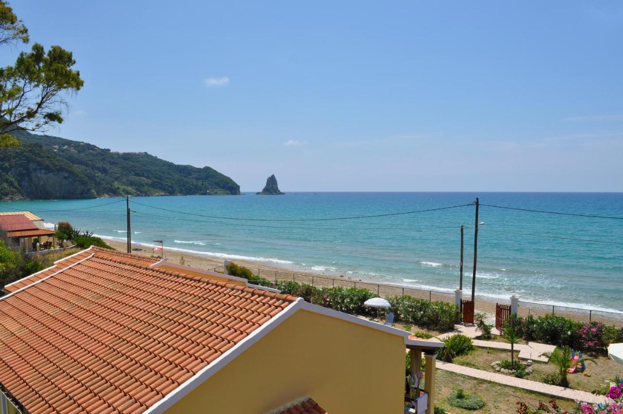 Beachfront Vacation Home Eftichia アギオス・ゴルディオス エクステリア 写真