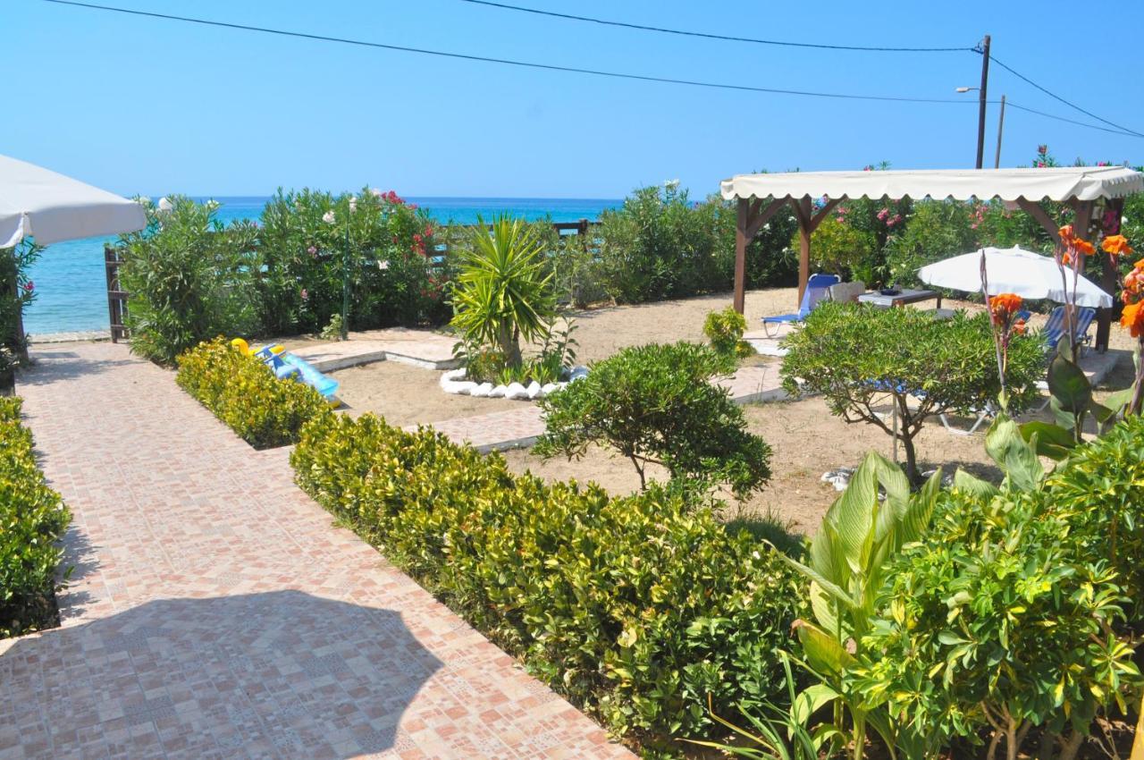 Beachfront Vacation Home Eftichia アギオス・ゴルディオス エクステリア 写真